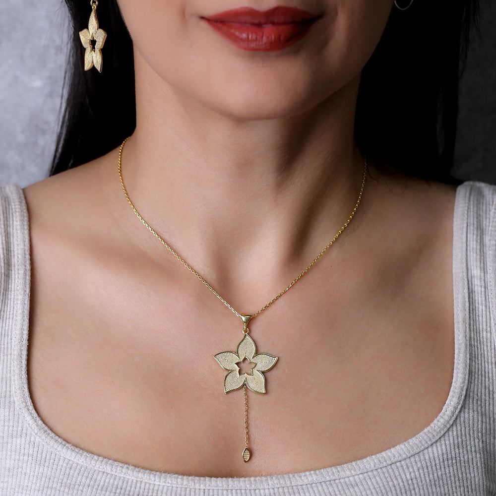 Zahra Desert Rose Necklace in 16K Gold Vermeil