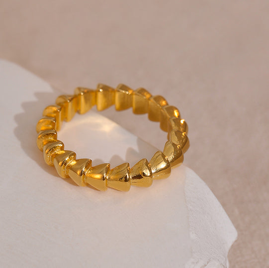 Fara Bold Ring in 18k Gold Plating