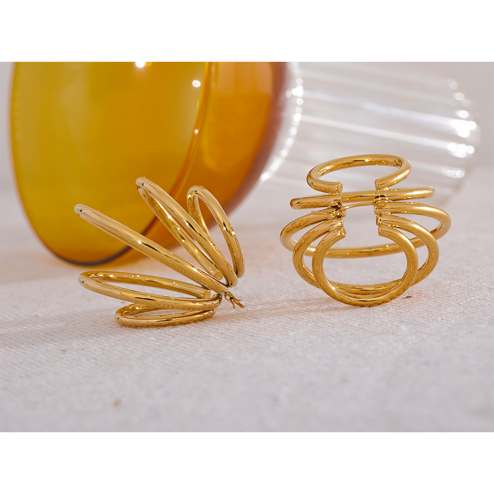 Cadiz Spiral Hoop Earrings in 18K Gold