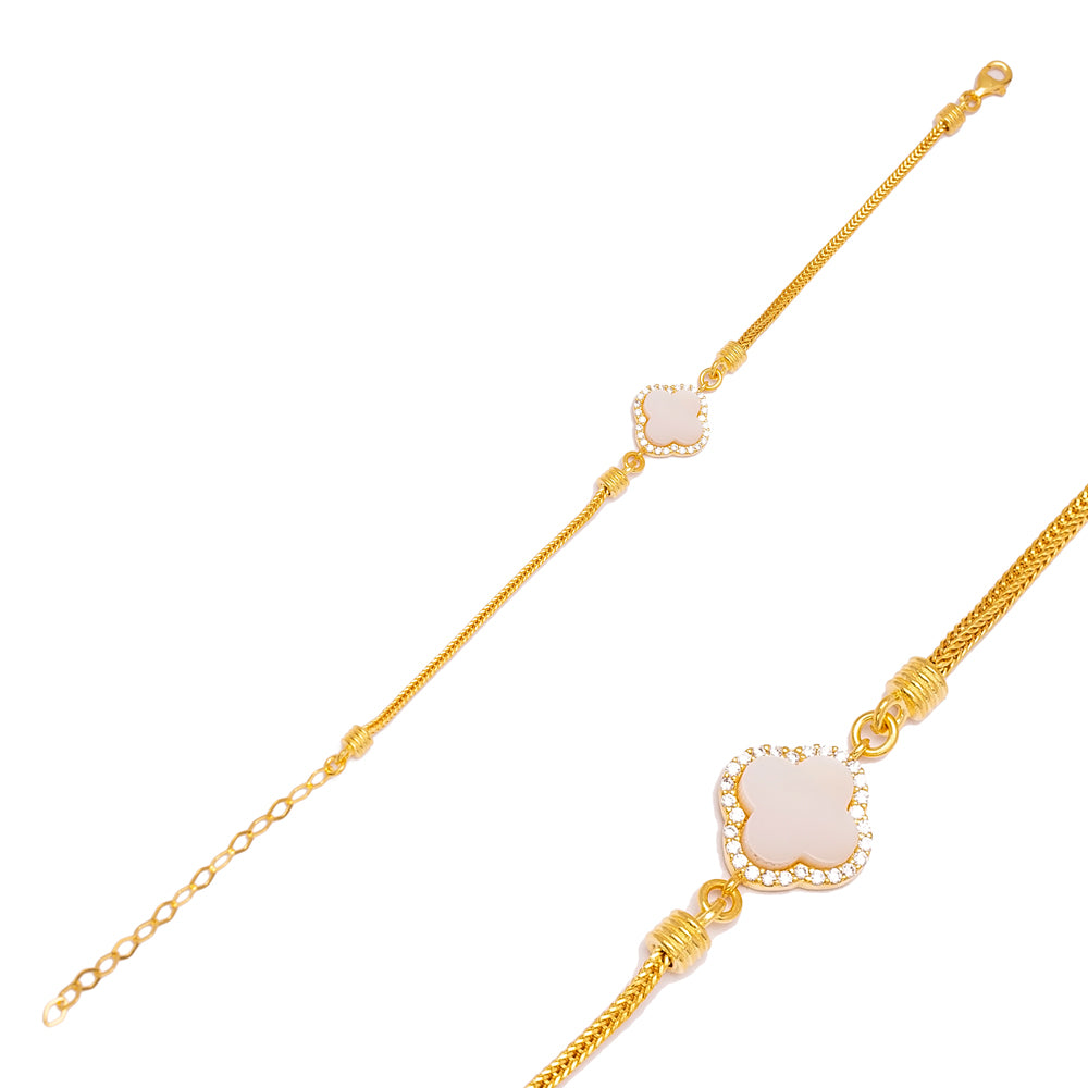 Shans Clover Mother-Of-Pearl Bracelet in 16k Gold Vermeil