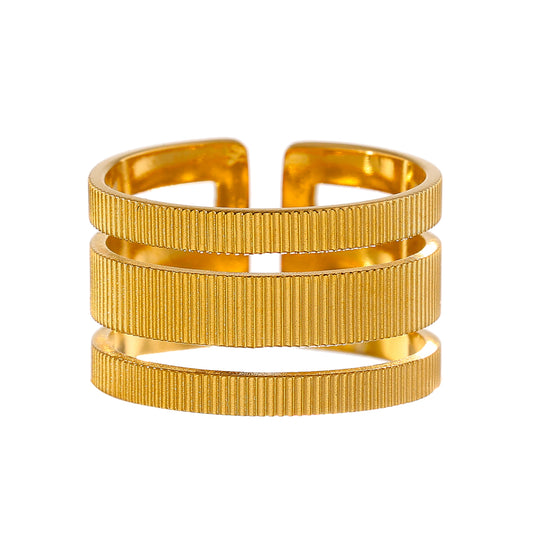 Maia Horizontal Ring in 16k Gold Plating