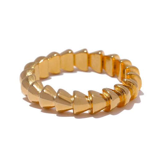 Fara Bold Ring in 18k Gold Plating